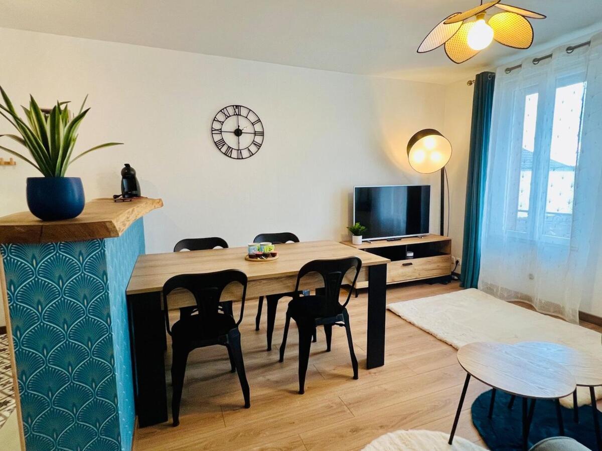 Le Retro Boheme ~ Confort ~ Arrivee Autonome Apartment